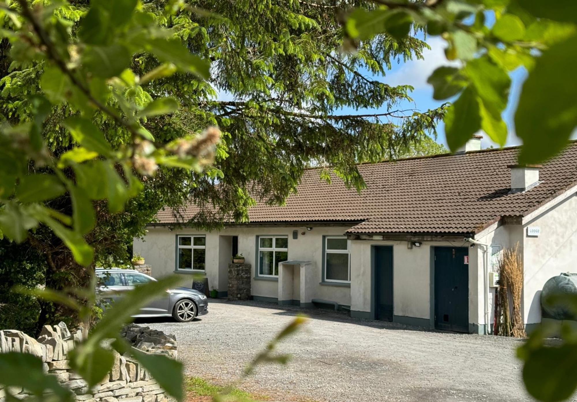 Kilfenora The Common Knowledge Centre 호스텔 외부 사진